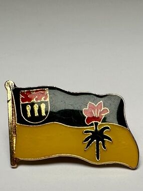 Vintage New Brunswick Flag Lapel Pin Gold Tone Enamel Provincial Canada